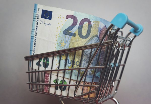 Quali sono i passi per investire in un fondo immobiliare dedicato a immobili di lusso a Roma?